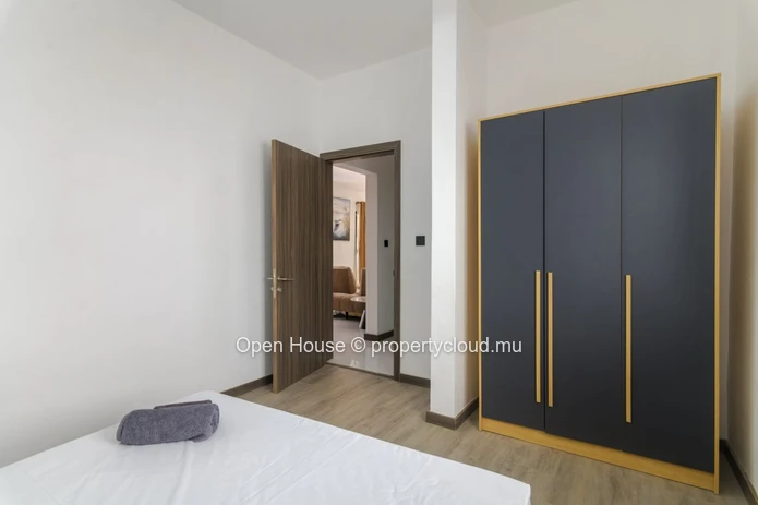 A LOUER - Villa - Grand Baie, 128m², 3 chambres, piscine privée, meublée, climatisée, à Rs 175.000