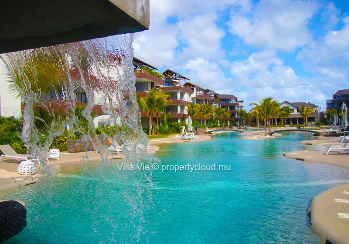 Mont Choisy- Appartement 2 ou 3 chambres avec vue sur la piscine