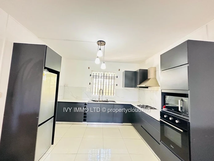 Rare 3-Bedroom Apartment – Grand Baie Near La Croisette – 30,000 Mur