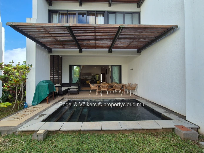Fully Furnished 3 bedroom Duplex in Waterfront Residence