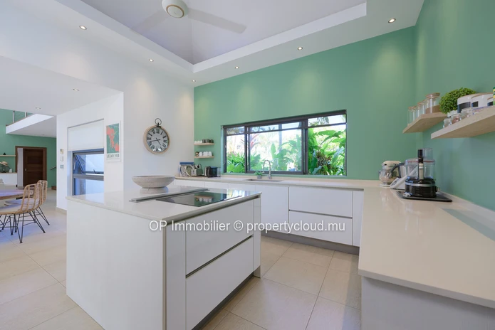 RES Villa for sale