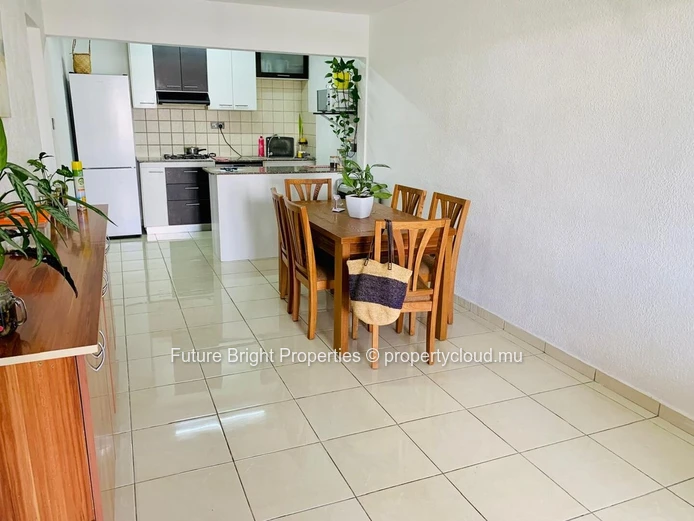 Cozy apartment at only five minutes walk from the beach!