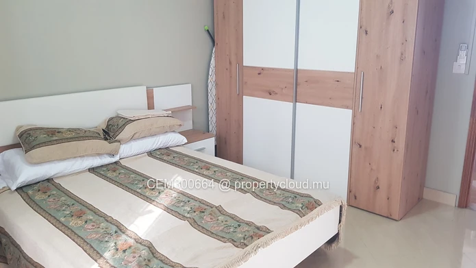  Appartement meublé au rez-de-chaussée à louer – Trou aux Biches