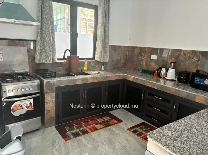 À Louer – Villa 4 Chambres À Trou Aux Biches