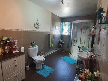 3 Bedroom Building