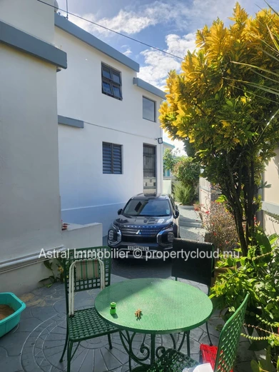 Rs – Maison à vendre à Beau Bassin