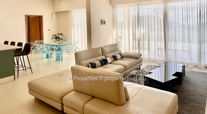 Moka- Elegant and Modern 3 bedroom Penthouse with panoramic views