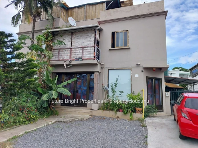 Biens AV Maison beau bassin