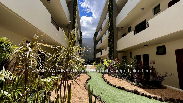 Appartement moderne de 2 chambres à louer à Tamarin