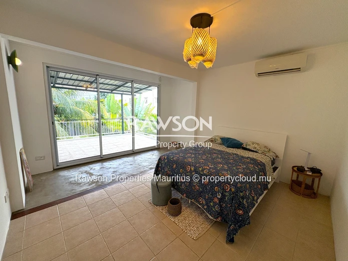 4 Bedroom Duplex | Freshly Renovated | Pointe Aux Canonniers
