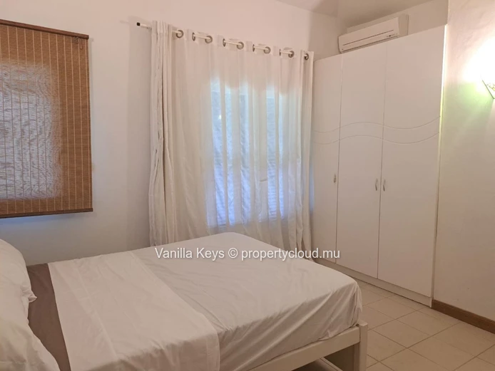 Live the Tropical Elegance -Local Investment Only
