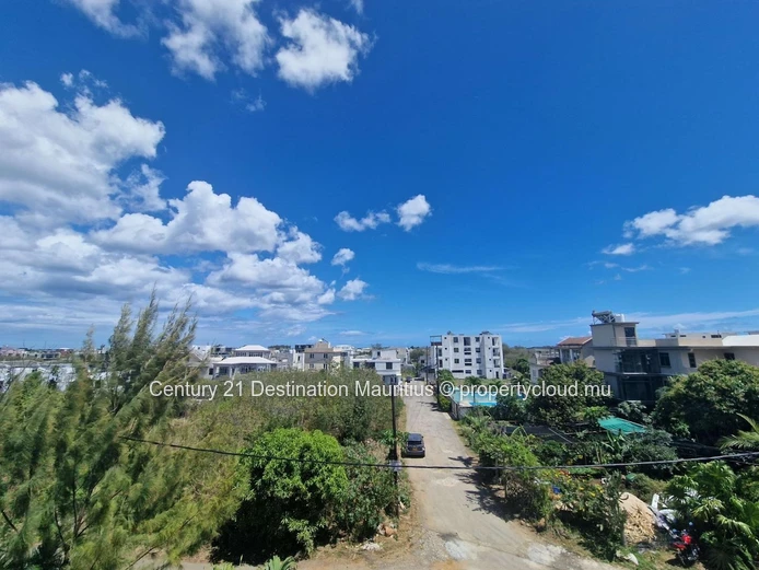 Penthouse De 108 M², À Deux Pas De La Célèbre Plage De Mont Choisy