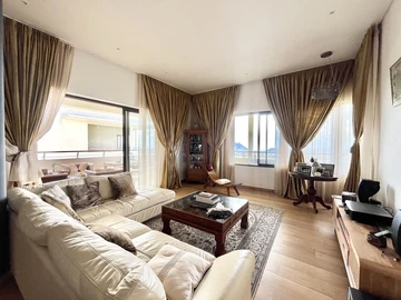 Penthouse de 3 Chambres