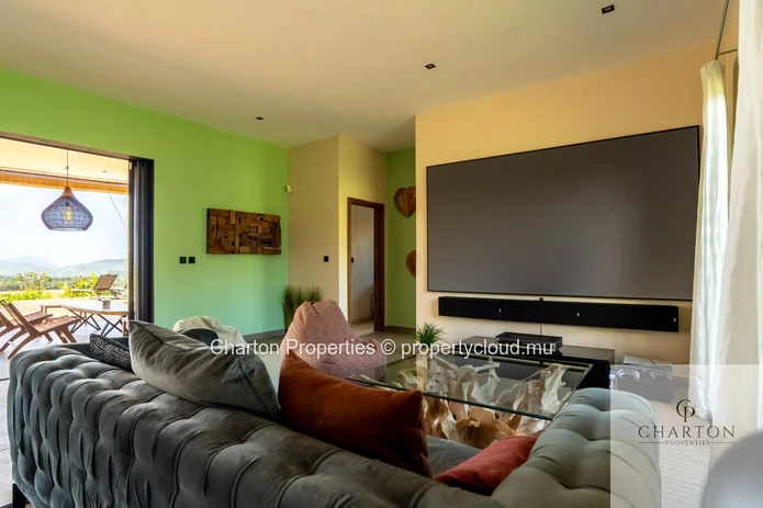 Villa d'exception de 3 chambres entre nature préservée et art de vivre raffiné