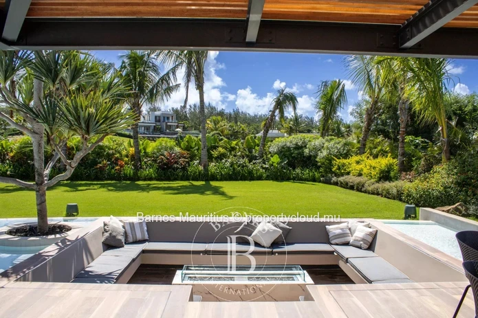 BEAU CHAMP – Villa contemporaine avec piscine et jardin - 4 chambres