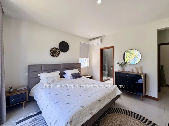 Appartement de 3 chambres avec accès mer à Blue Bay