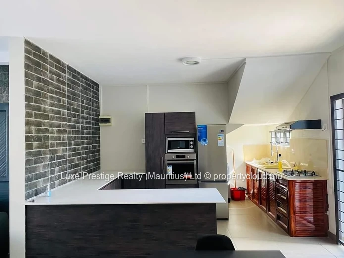 3-Bedroom First Floor Apartment for Rent in Bain Boeuf | Master Ensuite | Rs 40,000 per Month