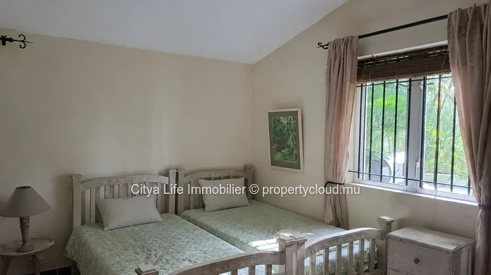Charmante Villa 2 Chambres avec Piscine et Grand Jardin Tropical — Résidence de Bon Espoir