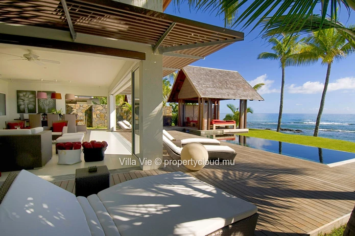 Pointe aux Canonniers : Villa de luxe 4 chambres avec vue sur la mer et accès