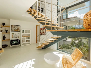 5 Bedroom Villa