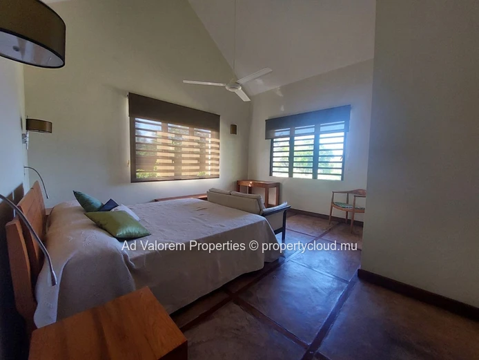 Maison à louer à Providence-sur-Mer – Vue mer & cadre côtier exclusif