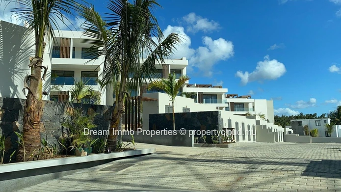 Appartement Neuf Avec Toit Terrasse Prive Vue Mer A Pointe  Aux Canonniers - Ile Maurice