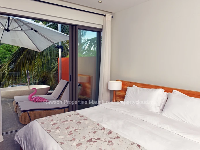 Beachfront Apartment In Pereybere 