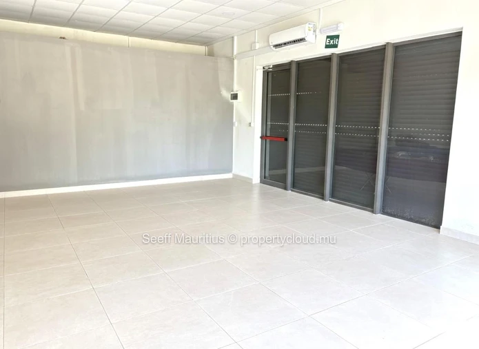 Un espace de bureau de premier ordre à louer - Votre centre d'affaires idéal !