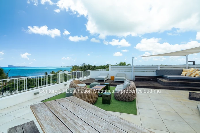 Penthouse de 344 m² avec toit-terrasse privé – Pointe aux Canonniers