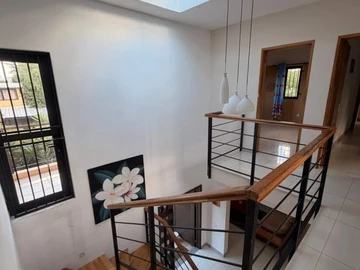 6 Bedroom Villa