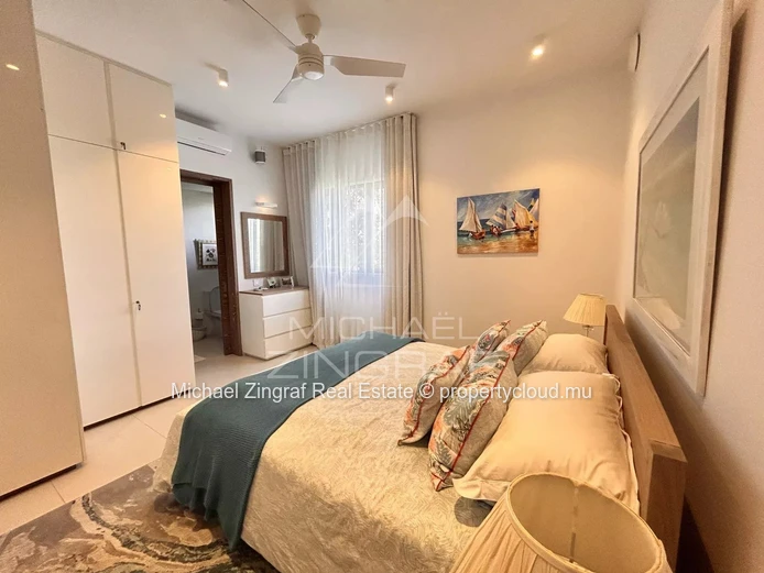 Private Beach Access - Penthouse in Pereybere