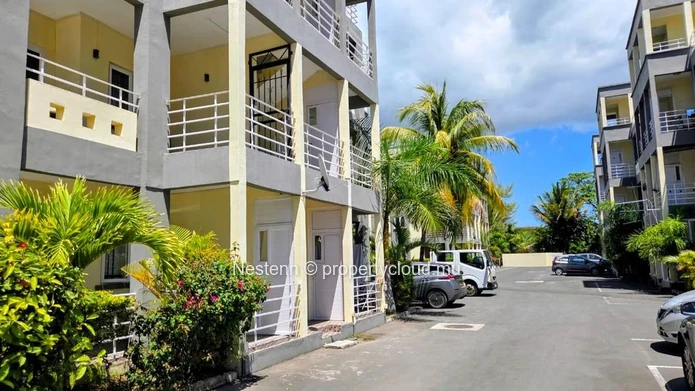 2-Bedroom apartment just 2 minutes from the beach