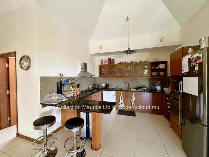 Single storey villa in Tamarin