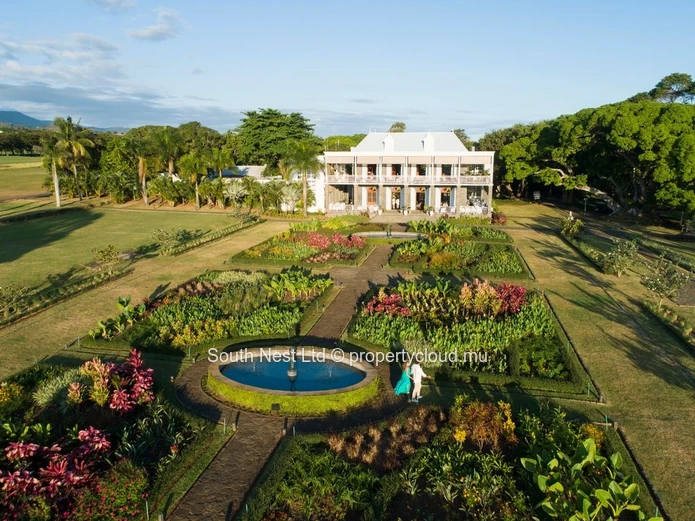 Villa d'Exception au Style Méditerranéen à Heritage Villas Valriche