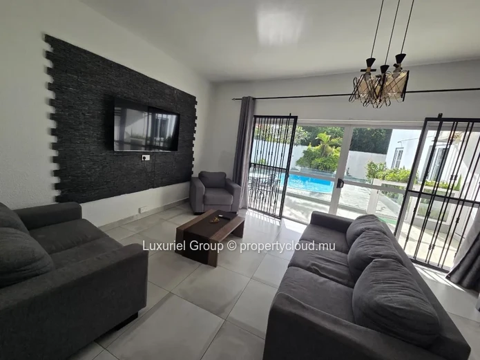 Spacious Two-Level Villa Close To The Beach