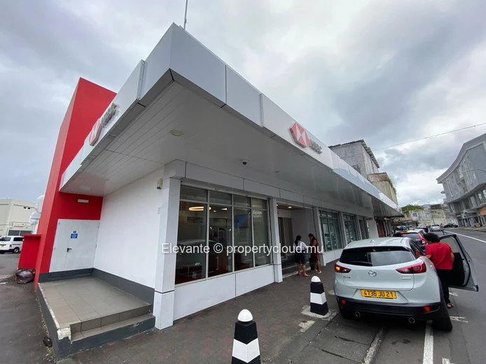 Emplacement de Choix – Bâtiments Commerciaux à Curepipe