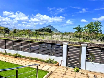 6 Bedroom Villa