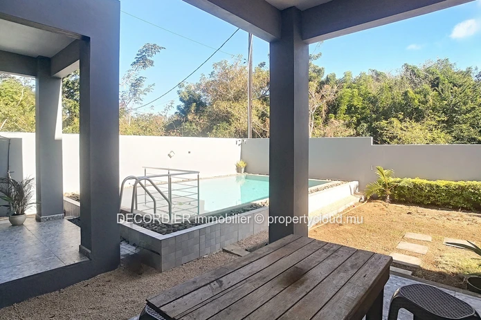 Modern house located 5 minutes from the beach