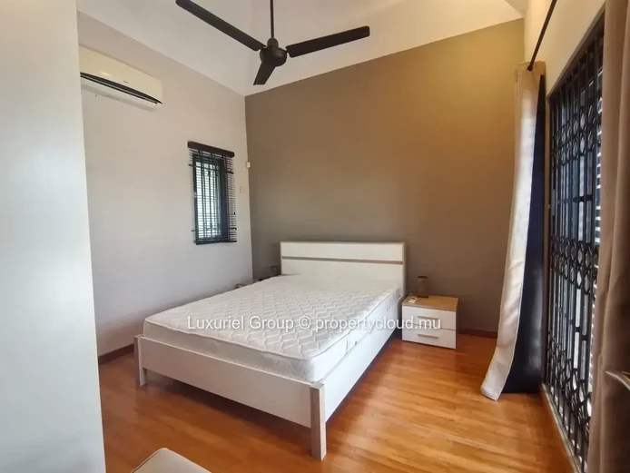 Contemporary Villa for Rent-Large Garden and Modern Comfort