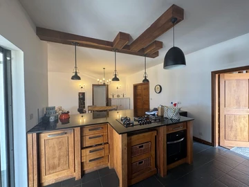 4 Bedroom Villa