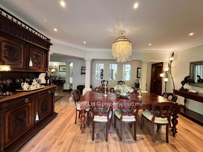 Elegant Family Residence in a Prime and Secure Estate