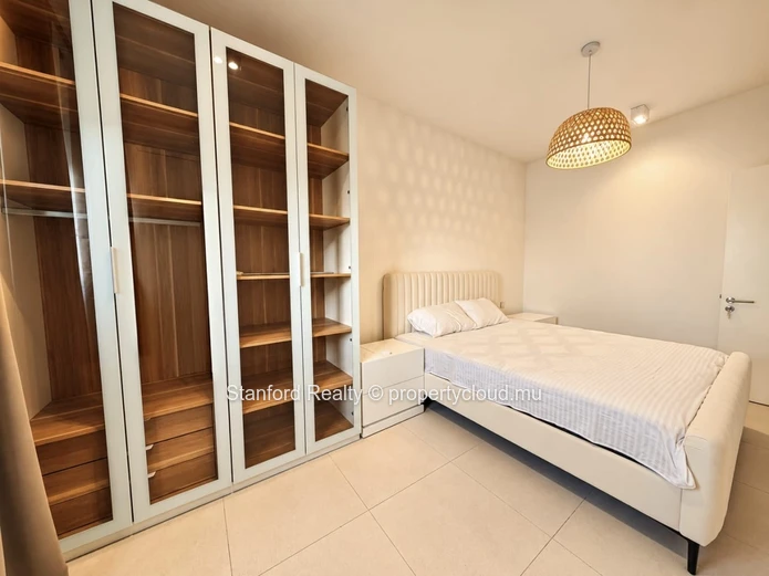 Modern 2-Bedroom Apartment for Rent - Beau Plan, North