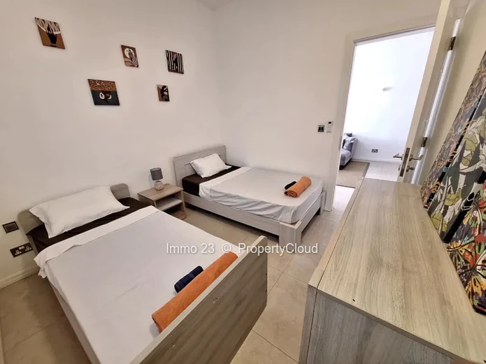 Apartment - 3 bedrooms - P00e9reyb00e8re - Ref. AP100953LO