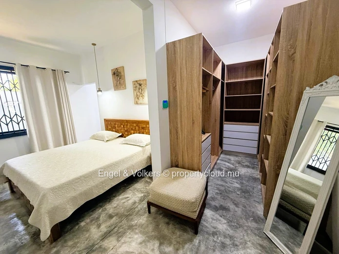 Luxury, Privacy and Comfort Villa in the Heart of Calodyne for Rent  Property Description