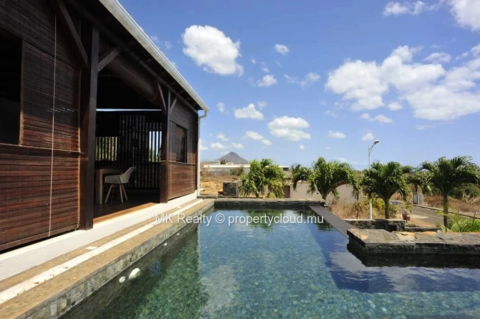 Villa À Vendre À Flic En Flac