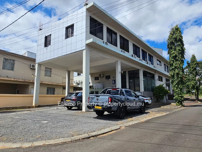 Commercial Space for Rent – 1,500 sq ft