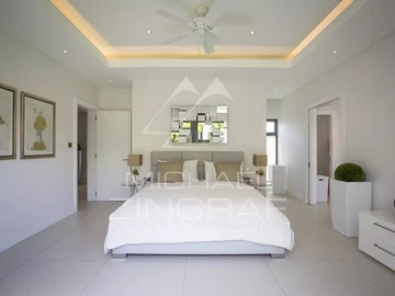 4 Bedroom Villa