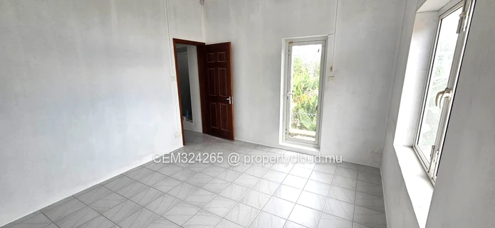 Maison à Vendre – Vieux Quatre-Bornes