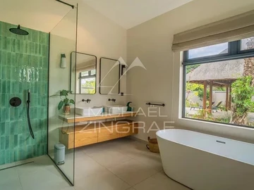 4 Bedroom Villa