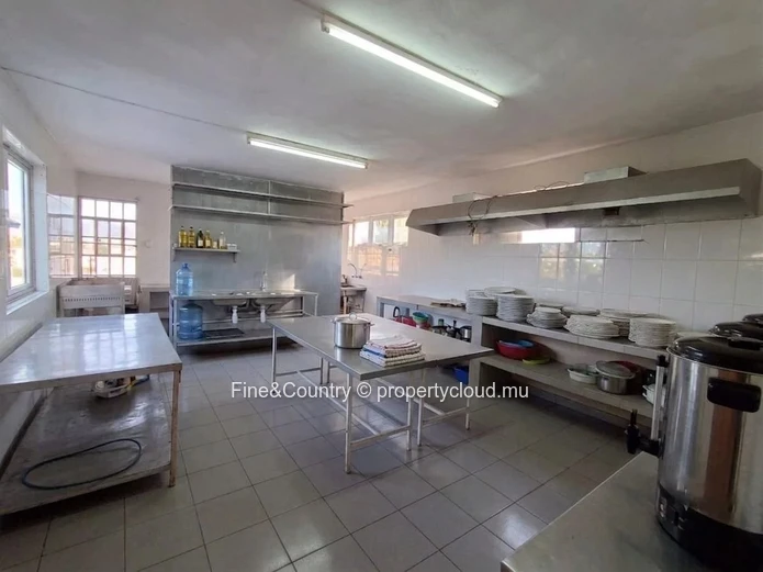 For Rent – Exclusive Seafront Rooftop Bar